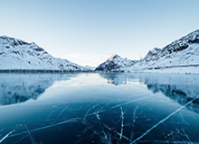 腾讯体育官网-约旦门将扑出日本点球后挥拳庆祝，没想到皮球却弹进球门