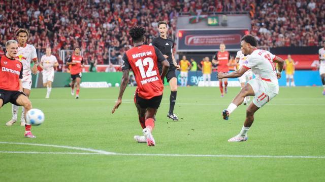 腾讯体育官网入口-2比0领先就不会踢，控不住场的勒沃库森失德甲金身